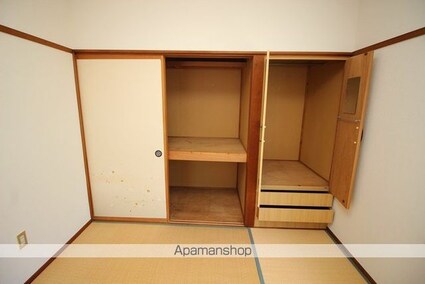 メゾン吉崎[3LDK/88.2m2]の収納