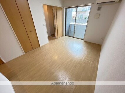 香川県坂出市久米町２丁目[1LDK/46m2]のリビング・居間