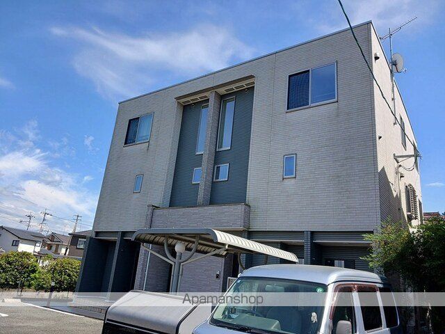 イーストサイドの外観写真