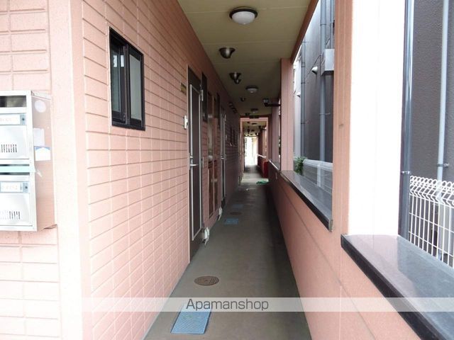 フォレスト連坊壱番館の玄関写真