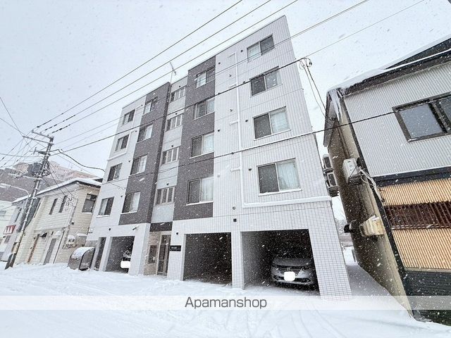 エターナリーの外観写真