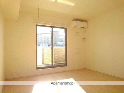 ベル　プレーヌ　ドゥ[1R/40.09m2]のリビング・居間2