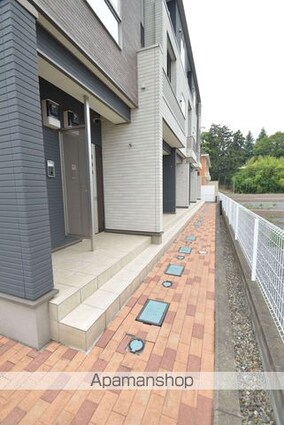 メロディ・ソレアード[1K/31.65m2]のエントランス1