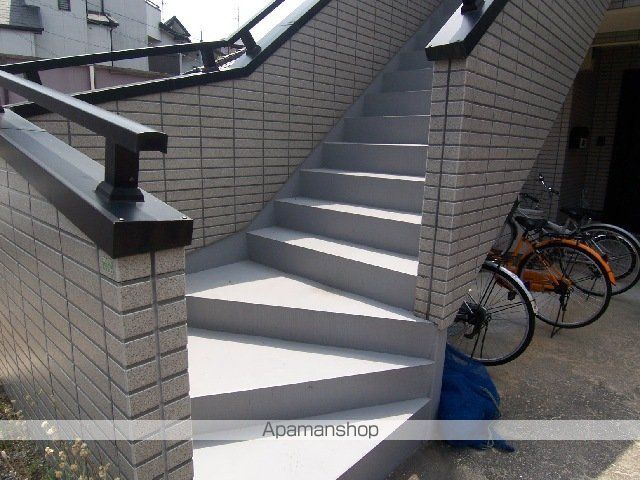 オーク西難波の外観写真