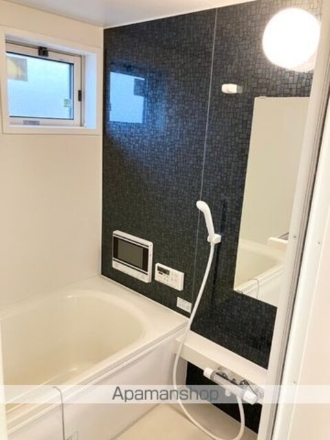 Ｓｑｕａｒｅ　Ｖｉｌｌａ　福島[1LDK/42.38m2]のバス