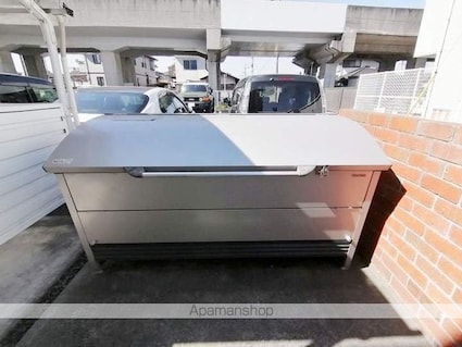 ヴァーティカル　シナモン[1LDK/41.04m2]の共用部3