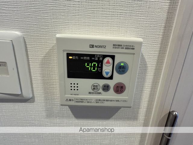 コンフォリア江坂広芝町の内装写真
