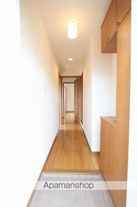 ララ・メゾン　Ａ[2DK/47.93m2]の玄関