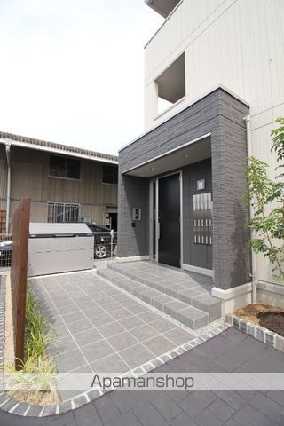 エトワールの玄関写真