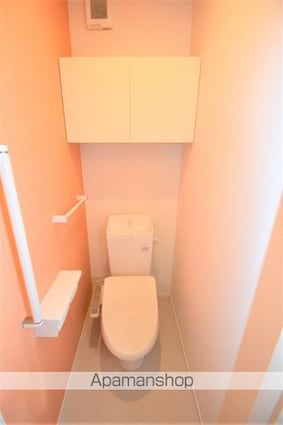 ＲＥＳＴ　ＷＯＯＤ　２[2LDK/58.21m2]のトイレ