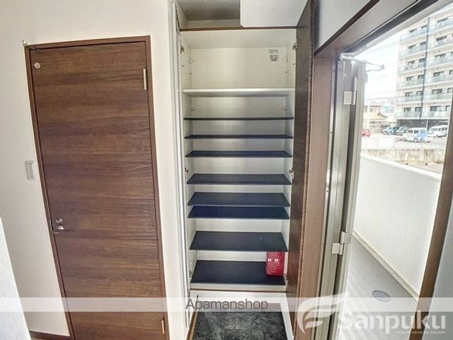 PURPOSE BUILT FLAT持田南の内装写真