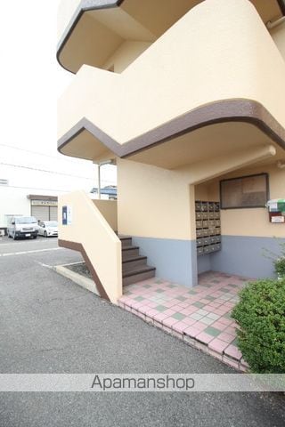 スカイアローの玄関写真