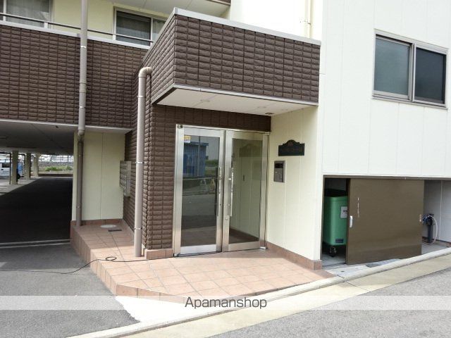 フェアリーコート鳳の外観写真