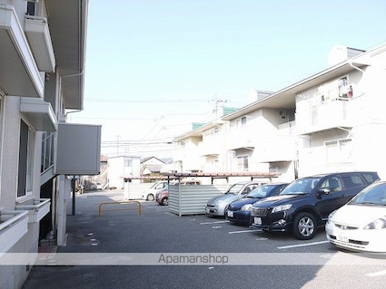 シャルム由比ヶ浜　ＡＢ[1LDK/47.91m2]の駐車場