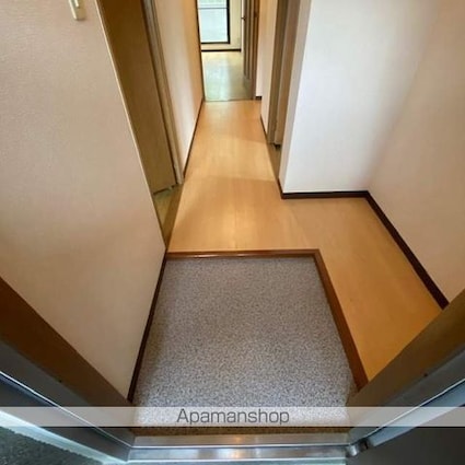 グランシャリオ草津[3LDK/65.23m2]の玄関