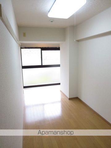 KOB5の内装写真