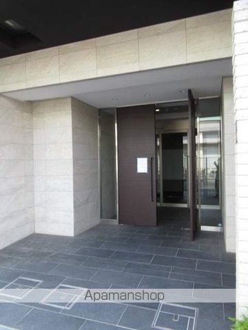 M’プラザ長居駅前の玄関写真