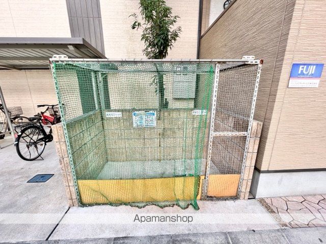 フジパレス尼崎西の外観写真