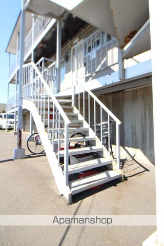 クチュール伏古4・5の玄関写真