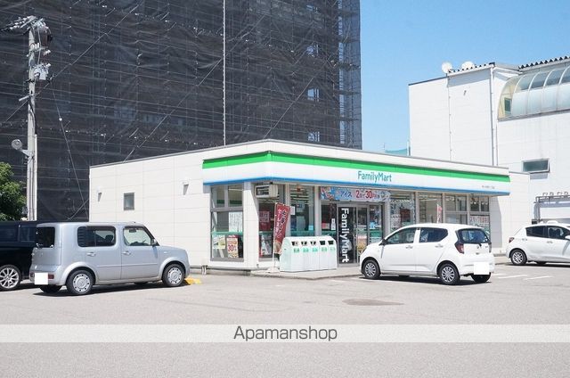 ウェルパレスの周辺写真
