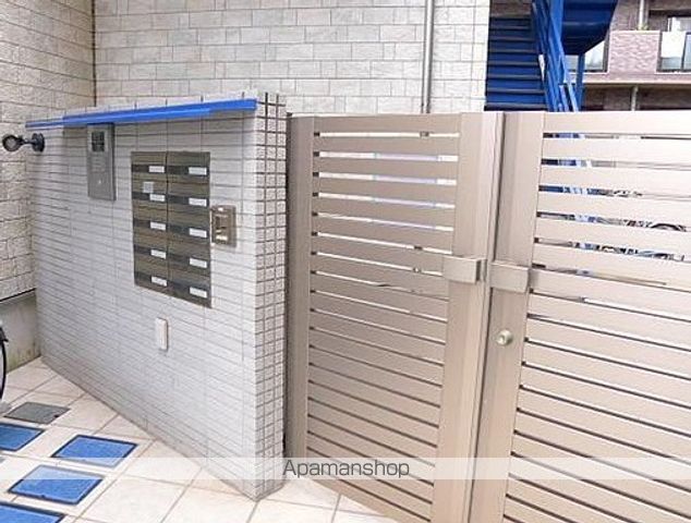 リリックコート平井橋の玄関写真