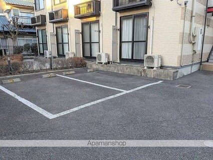 レオパレスＳＩＬＫ[1K/23.18m2]の駐車場