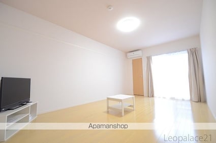 クレイノグローリーⅡ[1K/29.71m2]のリビング・居間