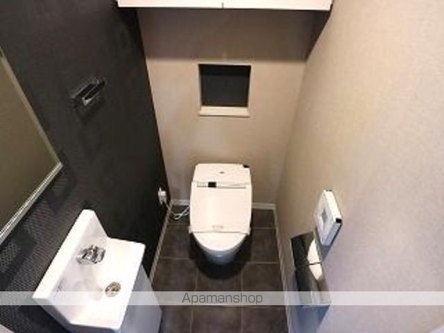 プレミアム菱屋西の内装写真