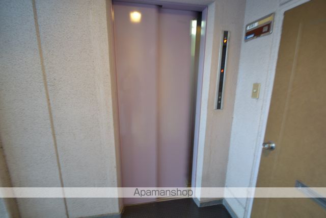 サンハイツ大阪屋の玄関写真