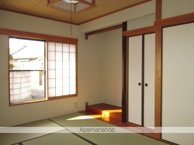 T様尼寺戸建の内装写真