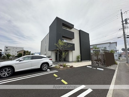 Ｔ’ＳスクエアⅡ[1LDK/49.02m2]の外観3