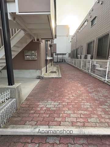 メゾンヴィオラの玄関写真