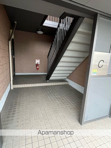 カーサバウムIIの玄関写真