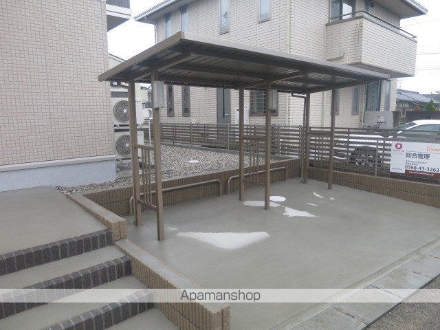 クールハイツIIの玄関写真