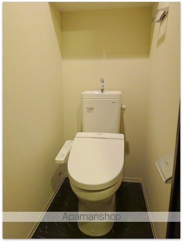 C0MF0RIA阿波座の内装写真