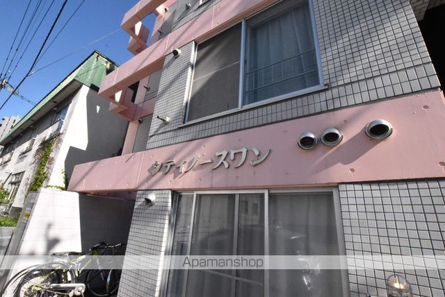 シティノースワンの玄関写真