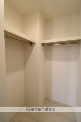 Ｄーカヴェリ本千葉[1LDK/40.74m2]の収納