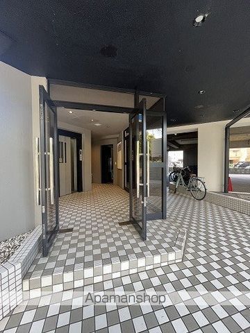アルコ・ラ・カーサ佃町IIの玄関写真