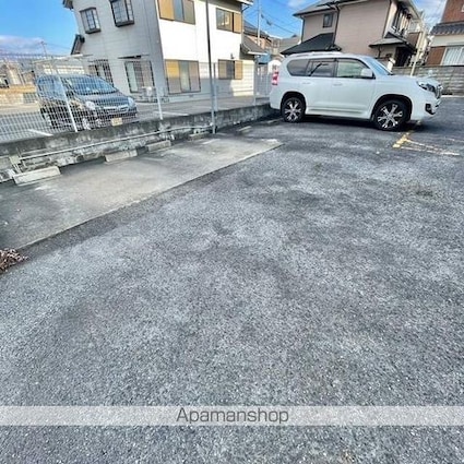 シャトープリローダⅠ[3LDK/74.35m2]の駐車場1