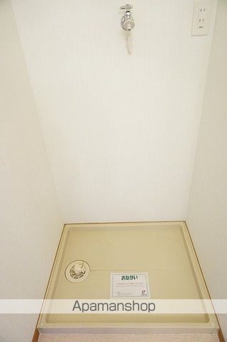 エテルネル生水 IIの内装写真