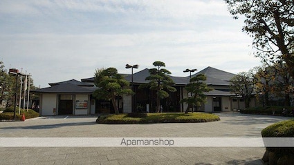 パークコート神宮北参道　ザ　タワー[2LDK/70.76m2]の周辺7