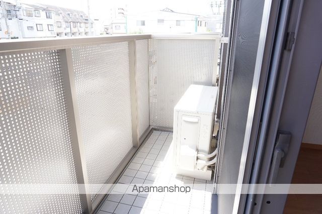 GRAND CHARIOTの内装写真