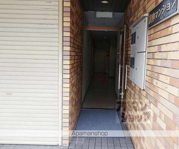 廣伸マンションの玄関写真