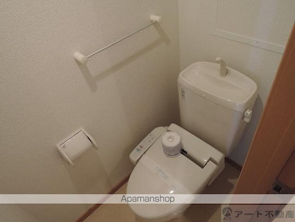 ソレイユＫ枝松Ｃ[2LDK/62.45m2]のトイレ