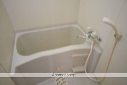 メイプル・アーサ中山[2K/33.16m2]のバス