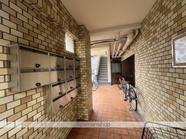ハイム淡路の玄関写真
