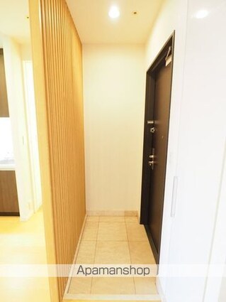 Ｇａｒｄｅｎ　Ｉ’ｌｌ　Ｙｏｔｓｕｙａ[1LDK/47.79m2]の玄関
