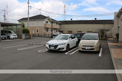 ピュアストリーム　Ｂ[2LDK/51.9m2]の駐車場2