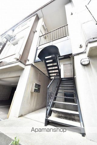 ルブランポピエールIIの玄関写真