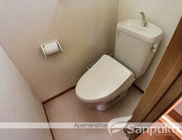 メイクロードの内装写真